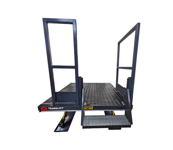 Stairs on lifting table 